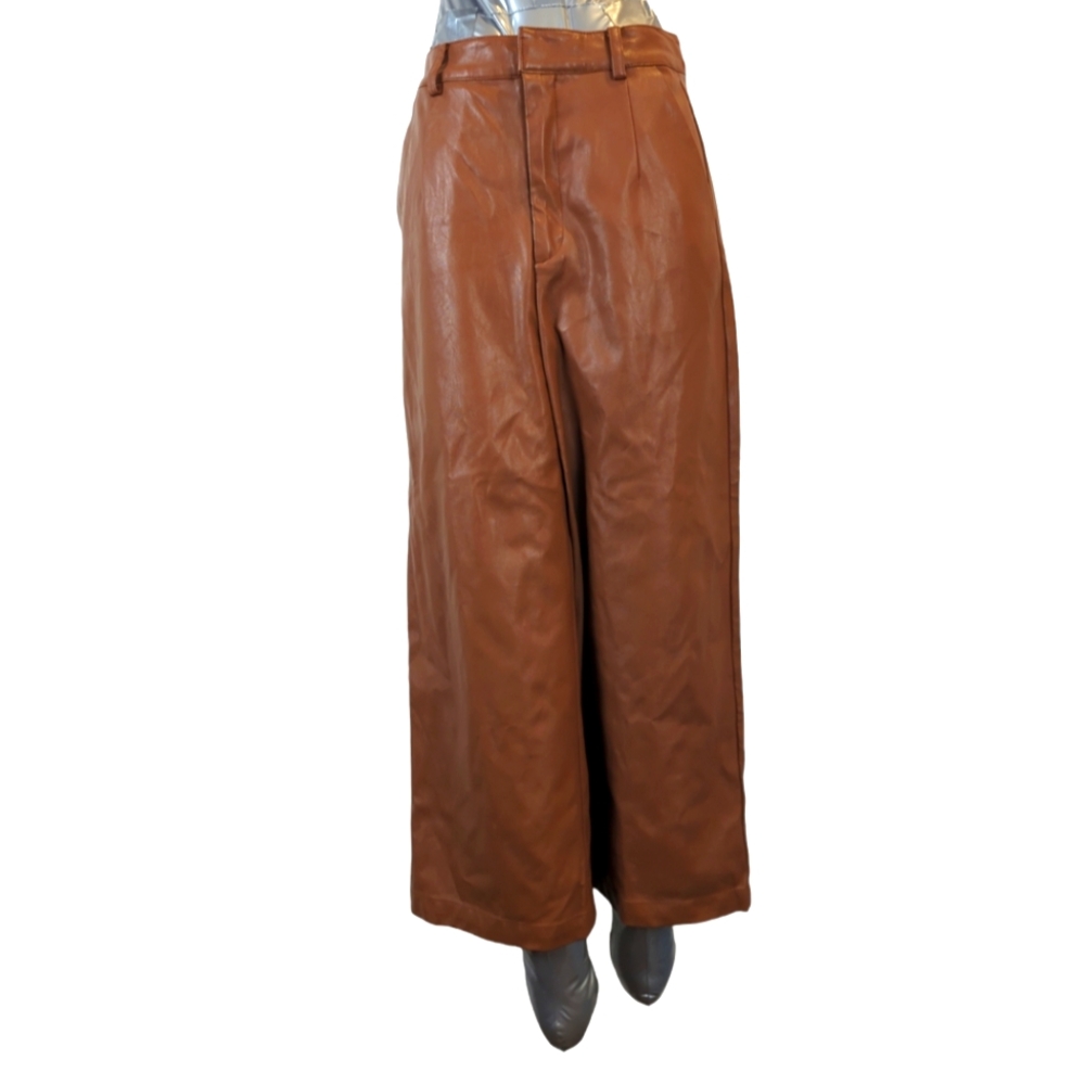 Polyurethane Forever 21 Pants size Small